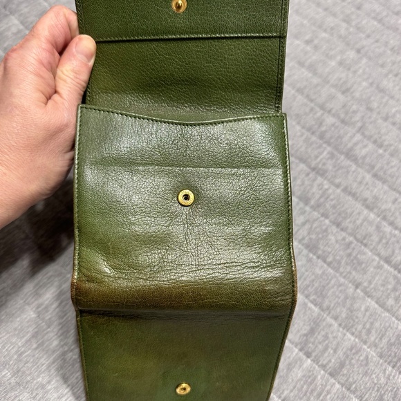 Gucci Studded Interlocking GG compact wallet with COA - Picture 3 of 13